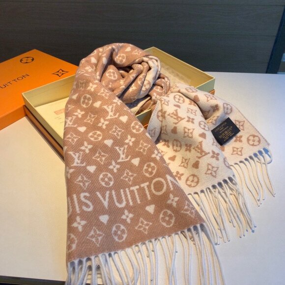 Louis Vuitton Monogram wool scarf - Picture 1 of 8